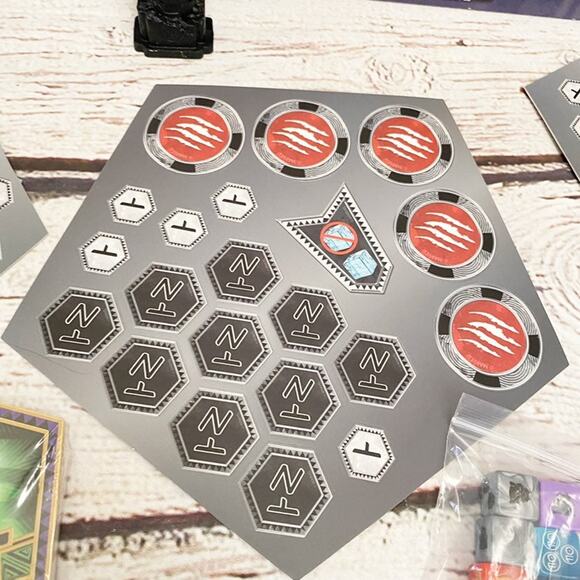 MARVEL Black Panther Wakanda Forever Board Game - Picture 5 of 9